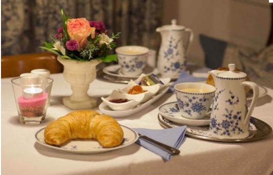 Alpina Hotel ローゼンハイム エクステリア 写真
